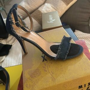 Heels denim